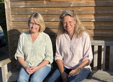 Camilla Høegh-Guldberg  & Signe Schultz